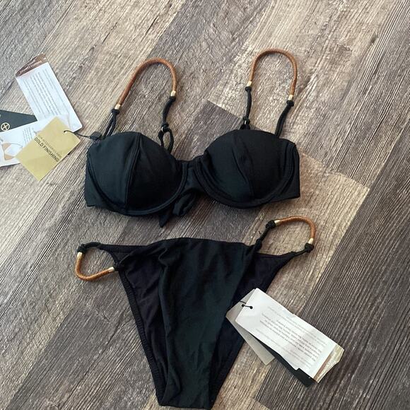 Elis Detail Bikini Set by Vix Hermanny - Picture 3 of 13